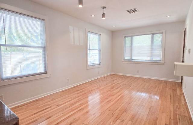 Renovated 3-bedroom/1-bath + Bonus Room in South Austin - 4512 Jinx Avenue, Austin, TX 78745