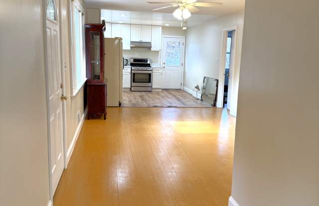 9942 Frederick Road photos photos