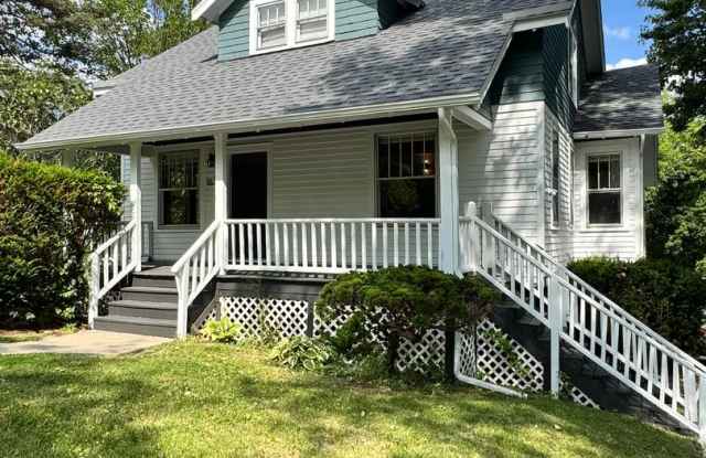 Spacious 4-Bedroom Home with 2 Kitchens | West Ann Arbor photos photos