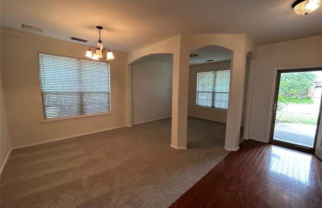 2421 Hawkwood Court Gallery 4