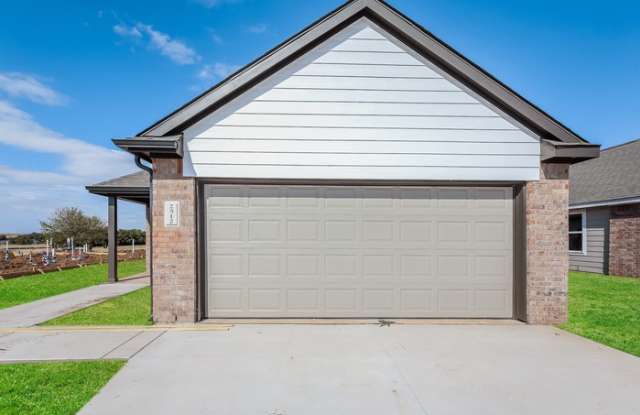 2512 Rosewood Ln Gallery 2
