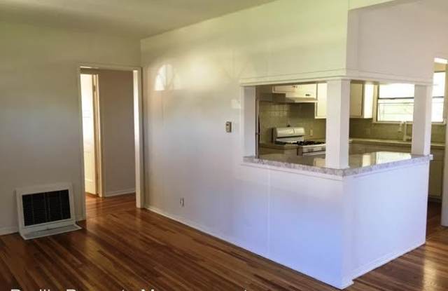 6706 Jumilla Ave. Gallery 3