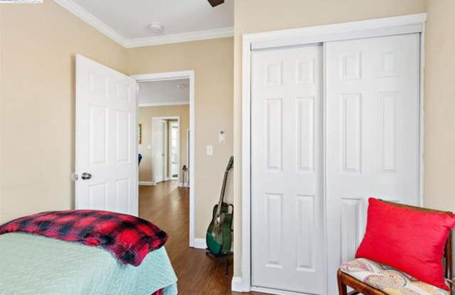 6024 Fortune Way Gallery 3