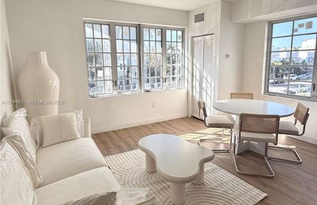 1525 Euclid Ave photos photos