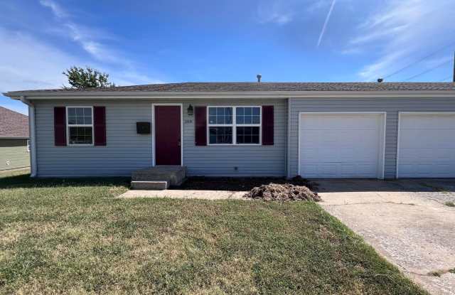 2531 S Willard Ave - 2531 South Willard Avenue, Joplin, MO 64804