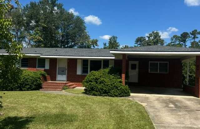 1220 W Park Ave - 1220 West Park Avenue, Valdosta, GA 31602