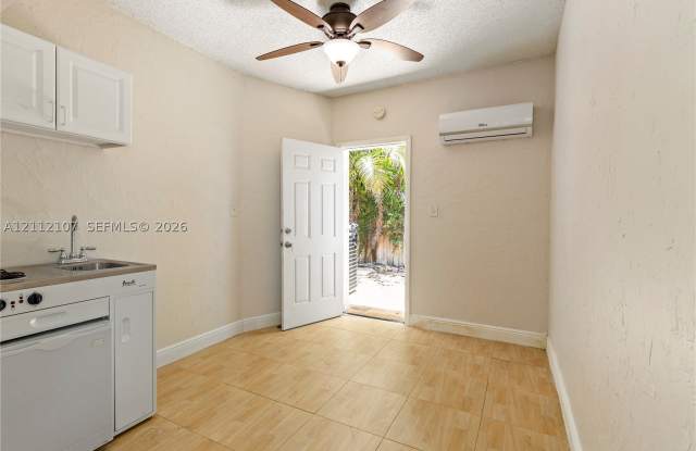 11355 SW 152nd Ter Gallery 3