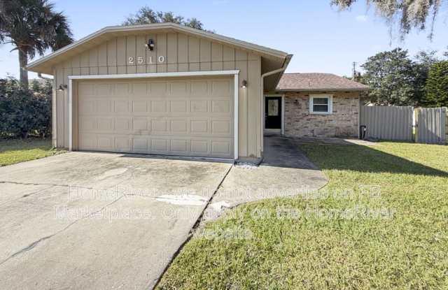 2510 Yule Tree Dr photos photos