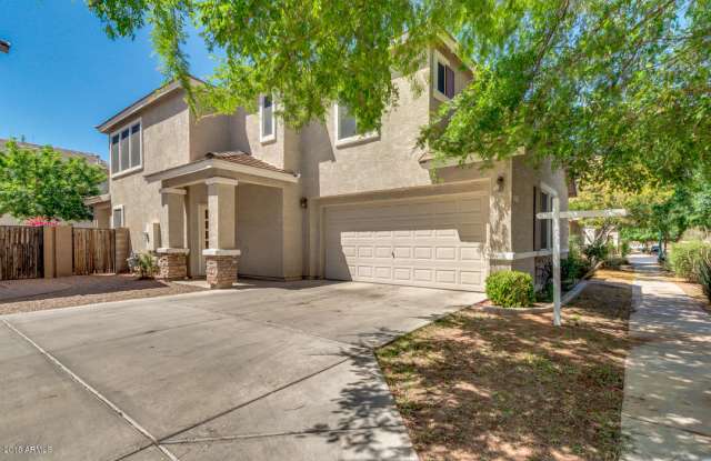 8727 E Kiowa Avenue Gallery 2