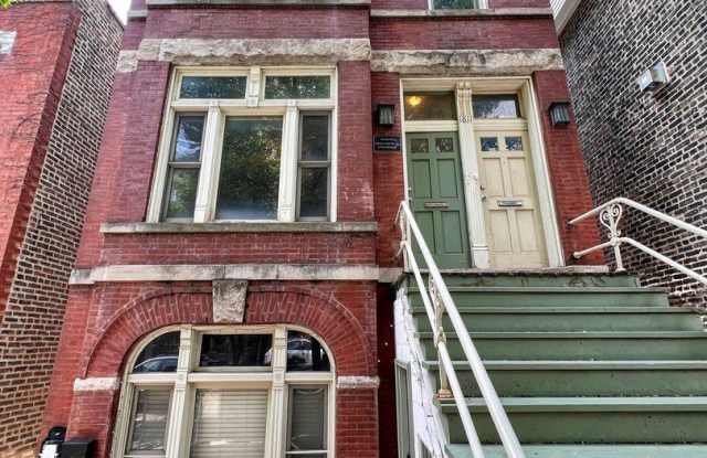 1811 W Cortland Street photos photos