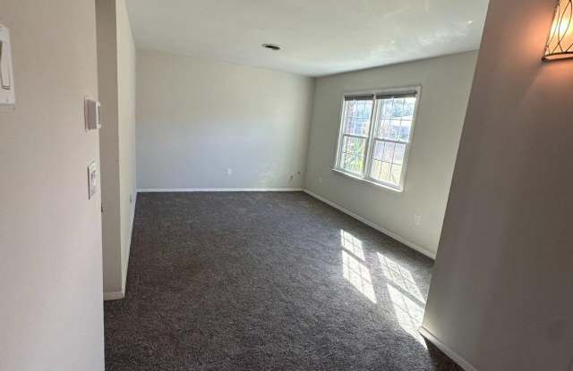 5160 HERITAGE Drive Gallery 1