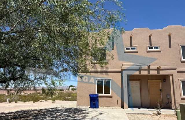 2-Bedroom Townhome Apartment - Available Now! photos photos