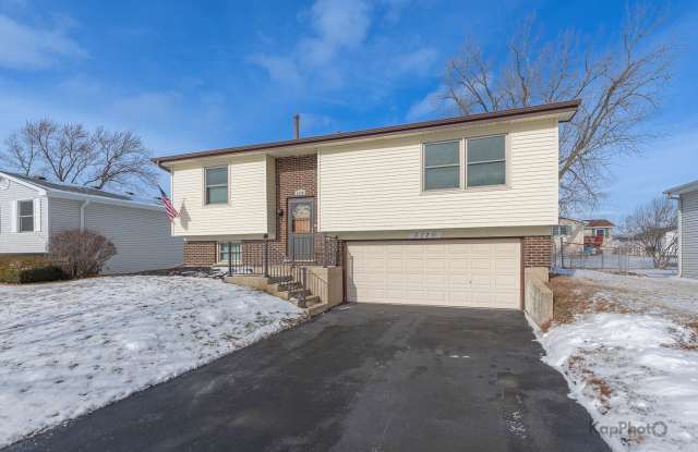 8170 Northway Drive Gallery 1