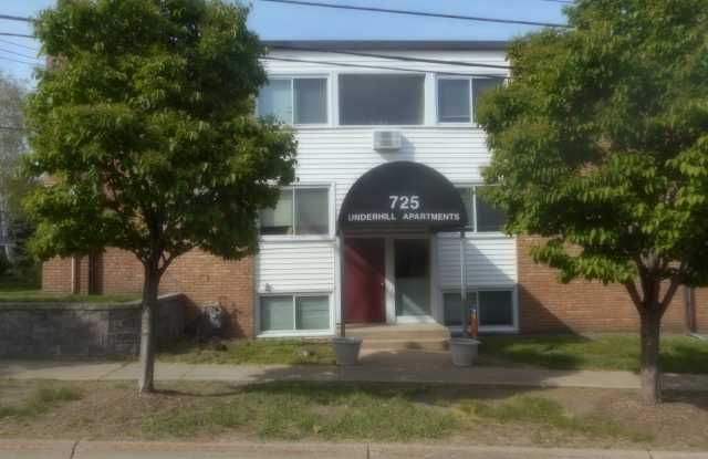 725 Wayzata Blvd E photos photos