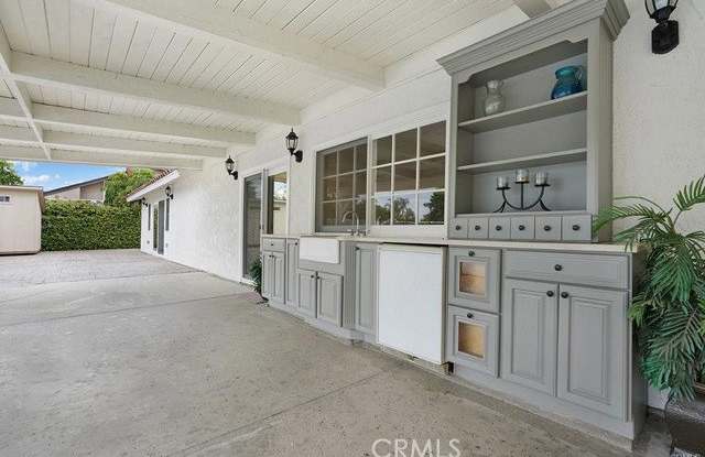 6099 Nutmeg Lane Gallery 1