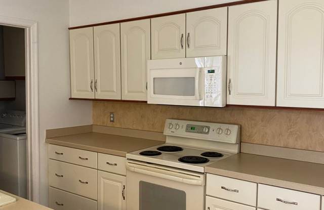 Great ‘Seven Oaks’ Condo photos photos