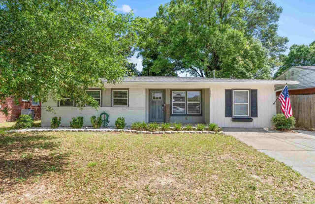 1551 E Baars St - 1551 East Baars Street, Pensacola, FL 32503