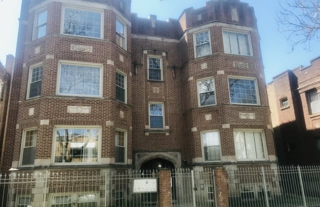 7840 South East End Avenue - 7840 South East End Avenue, Chicago, IL 60649