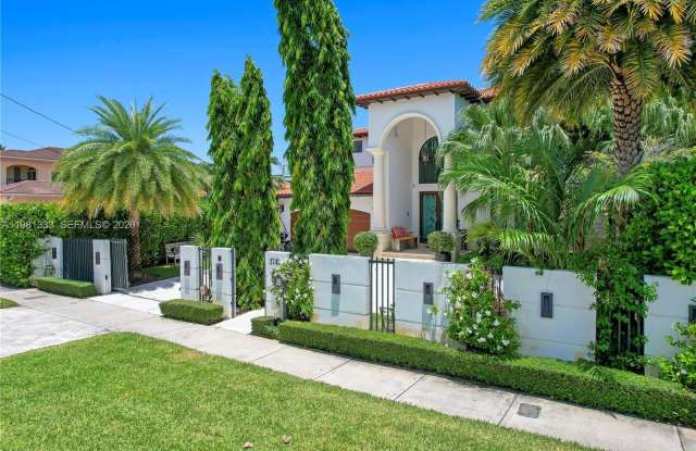 3747 Prairie Ave photos photos