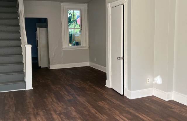 Lancaster City Large 4 bedroom photos photos