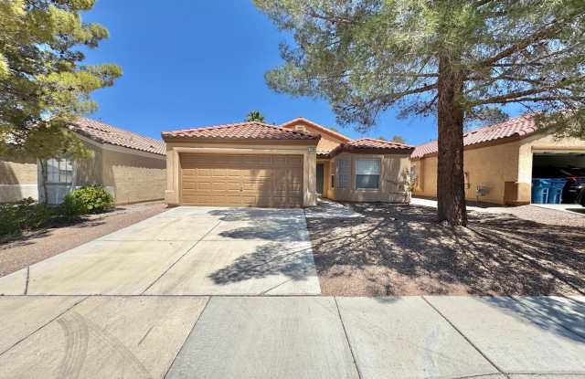 BEAUTIFUL SINGLE-STORY 2 BEDROOM, 2 BATHROOM HOME LOCATED IN SEVEN HILLS photos photos