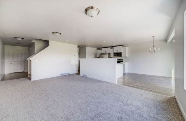 543 W 1520 S Gallery 4