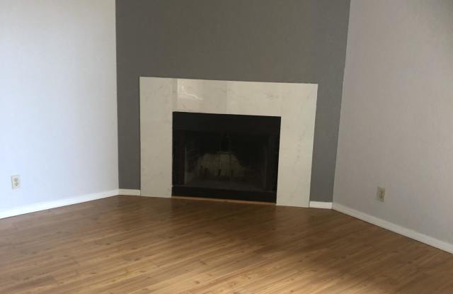 7778 N 20TH Avenue Gallery 2