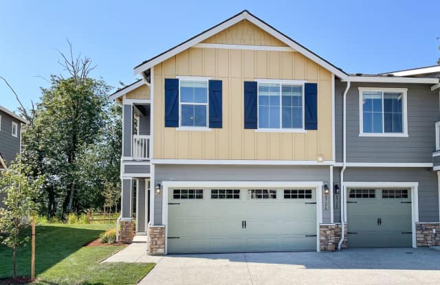 Beautiful 3 bdrm plus FLEX room House photos photos