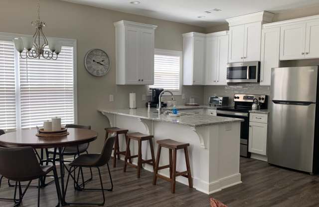 2304 9th St photos photos