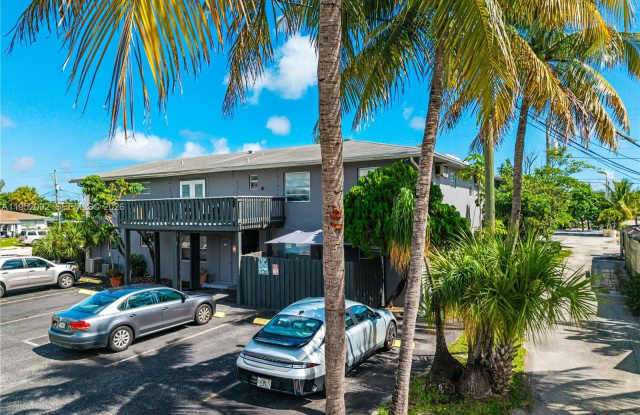 400 SE 31st St photos photos