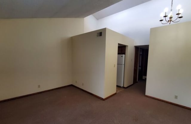 6510 Holdrege Street - 3 Gallery 2