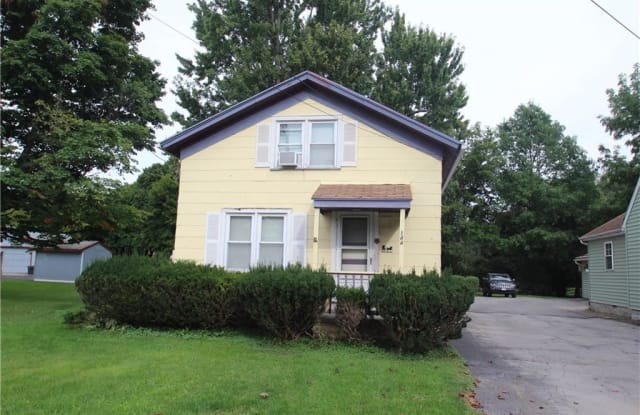144 Oak Street - 144 Oak Street, Batavia, NY 14020