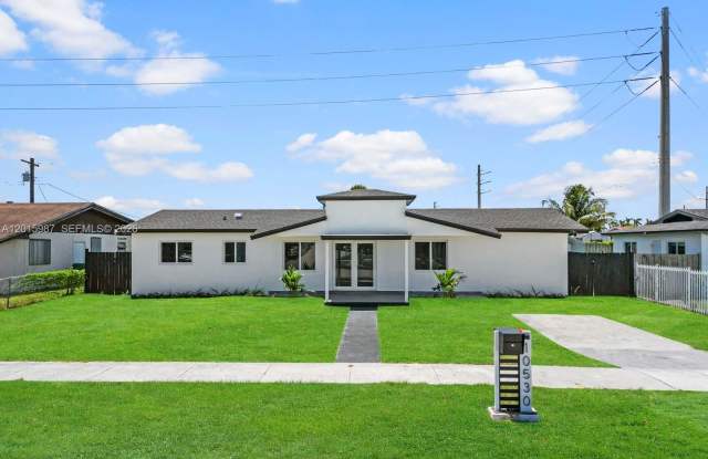 10530 SW 146th St photos photos