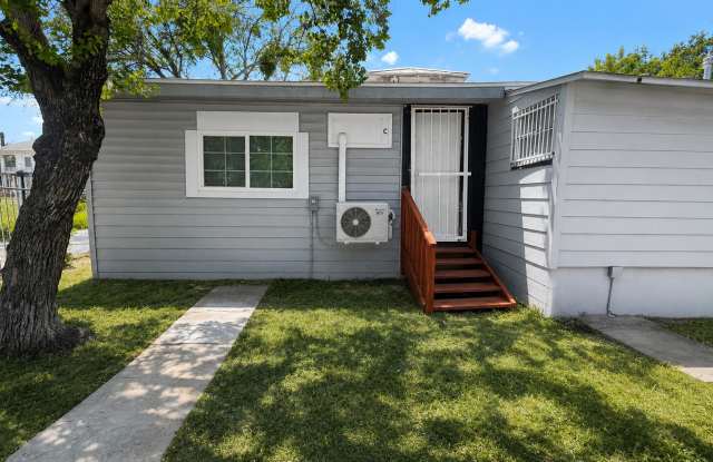 314 North Nueces - C photos photos