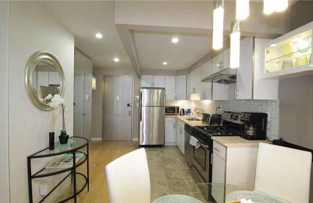 14328 41st Ave Apt 4B Gallery 4