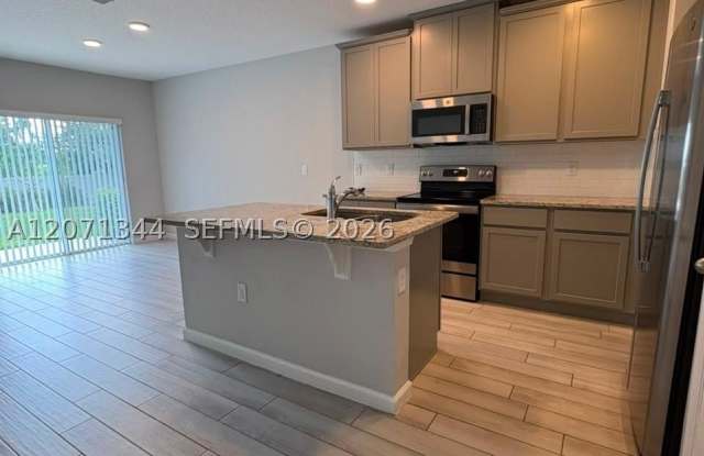 2835 NARCOOSSEE COMMONS WAY Gallery 4