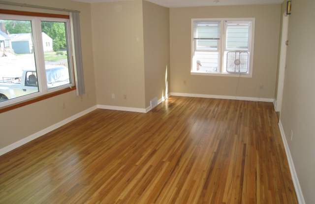 1410 10th Street North - 1 photos photos