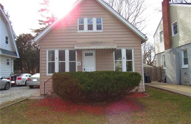 415 LAPRAIRIE Street - 415 Laprairie Street, Ferndale, MI 48220