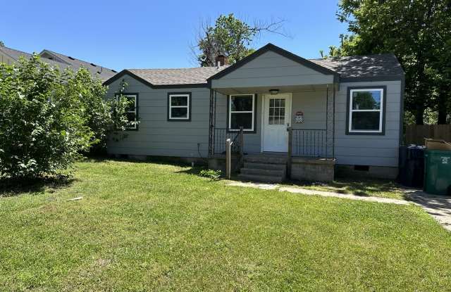 3208 Northwest 30th Street photos photos