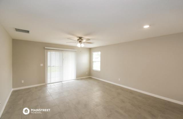 15592 Woodbury Drive Gallery 4