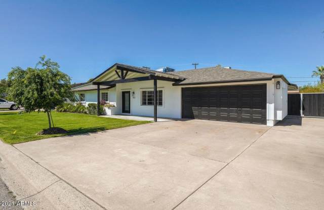 402 E BERRIDGE Lane - 402 East Berridge Lane, Phoenix, AZ 85012