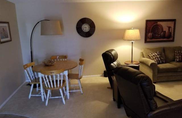 9739 W DESERT HILLS Drive Gallery 4