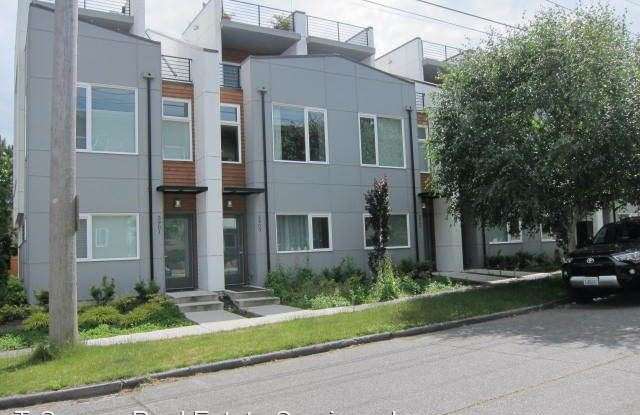 3905 SW Findlay St - 3905 SW Findlay St, Seattle, WA 98136