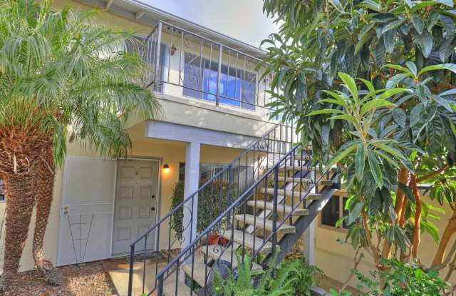 Spacious 4/2 condo available soon! photos photos