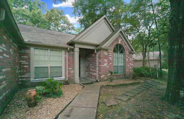 70 N Rushwing Circle - 70 North Rushwing Circle, The Woodlands, TX 77381