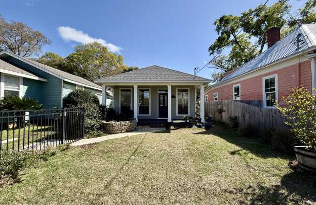 1313 E Strong St photos photos