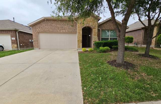Available Now.. Absolutely Amazing property - 2952 Cedar Ridge Lane, Fort Worth, TX 76177