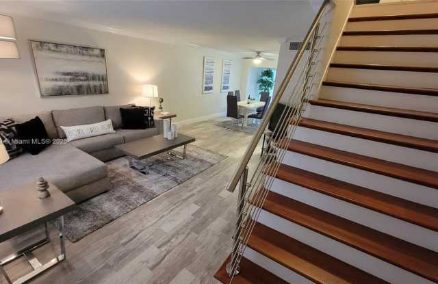 5450 N Ocean Blvd photos photos