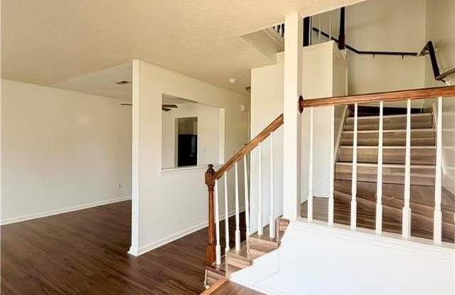 3404 Clover Meadows Drive Gallery 4