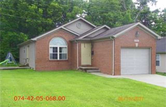 105 Turnberry Dr photos photos